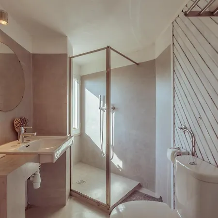 Wanted Nature House